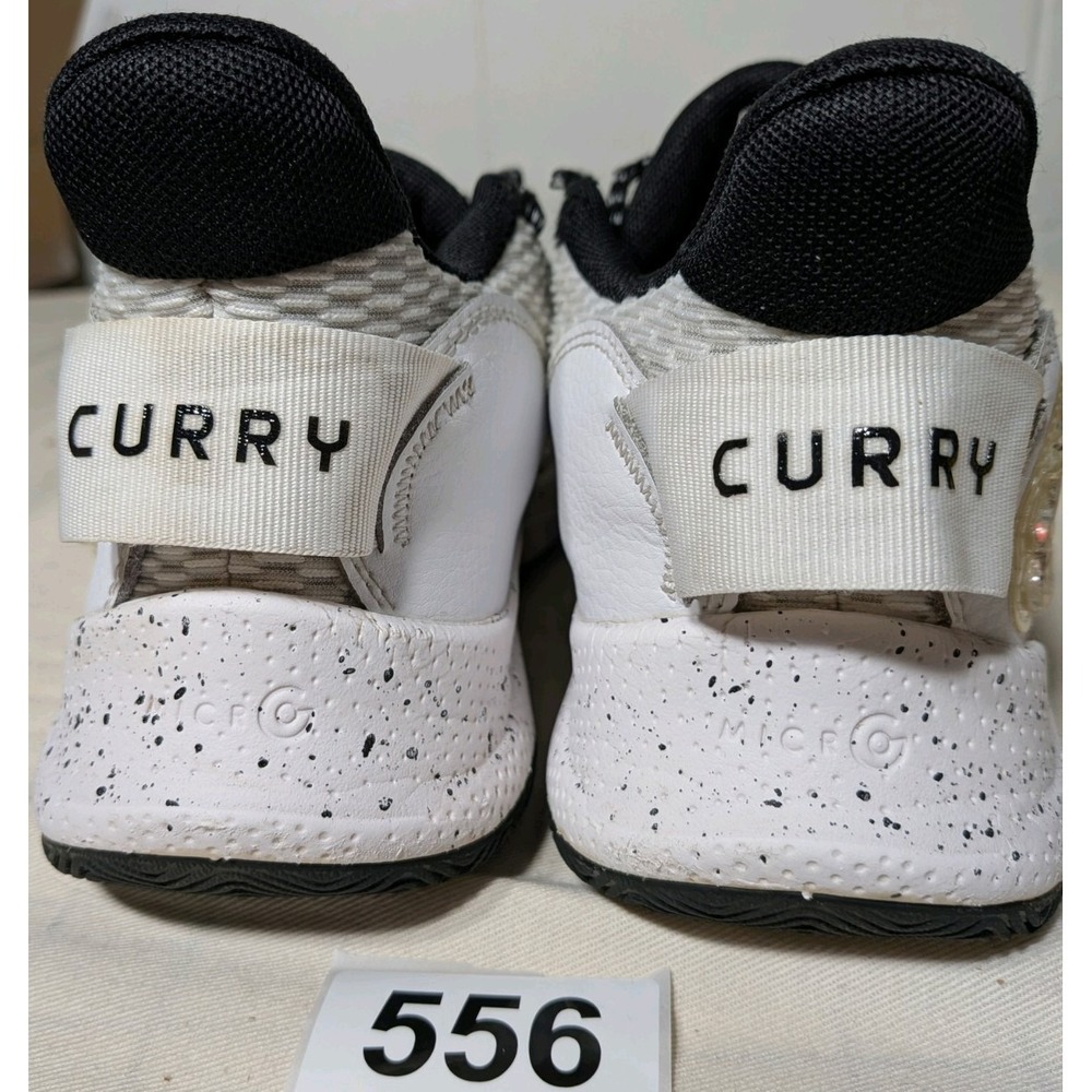 Under Armour Curry 3Z7 (GS) Size 6Y White Black Basketball Shoes 3026623-100